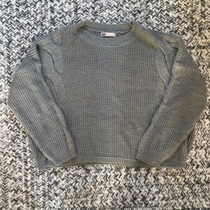 SO Women’s Minimalist Classic Neutral Gray Cropped Crewneck Sweater Size XL